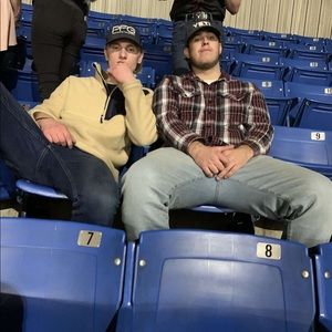 Meet your Posher, Jarrett